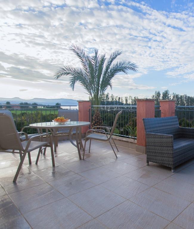 Villa Saraliana Sandy Beach Villas - Heated Pool - Jacuzzi - Private Beach Area Polis Oda fotoğraf