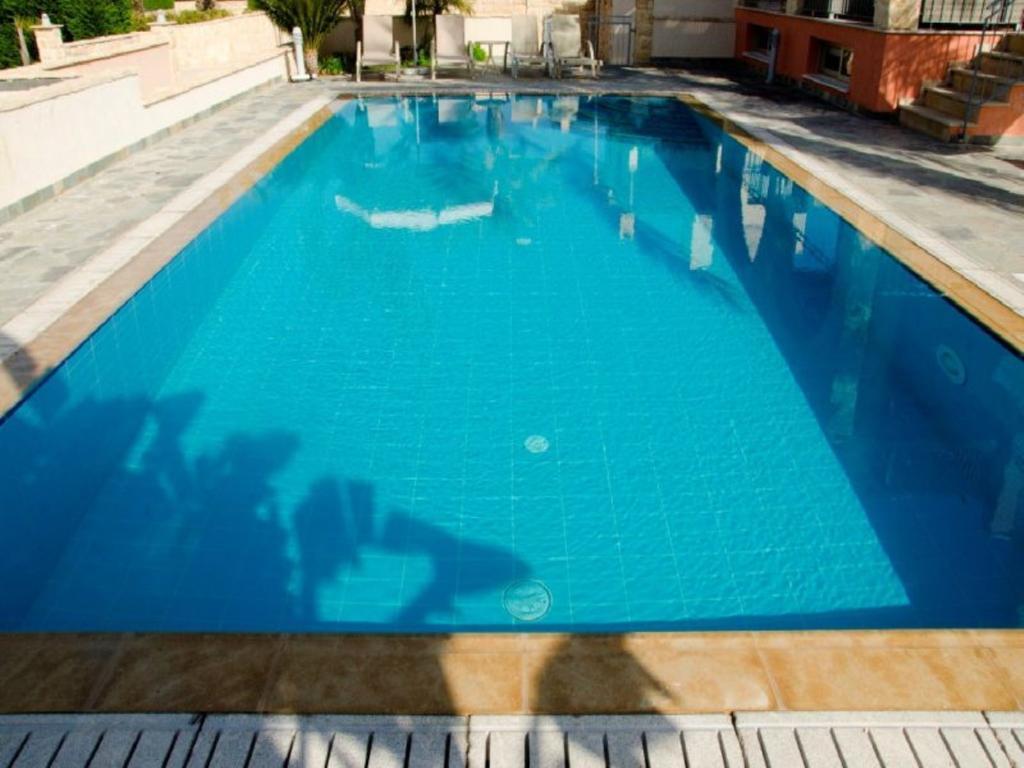Villa Saraliana Sandy Beach Villas - Heated Pool - Jacuzzi - Private Beach Area Polis Oda fotoğraf