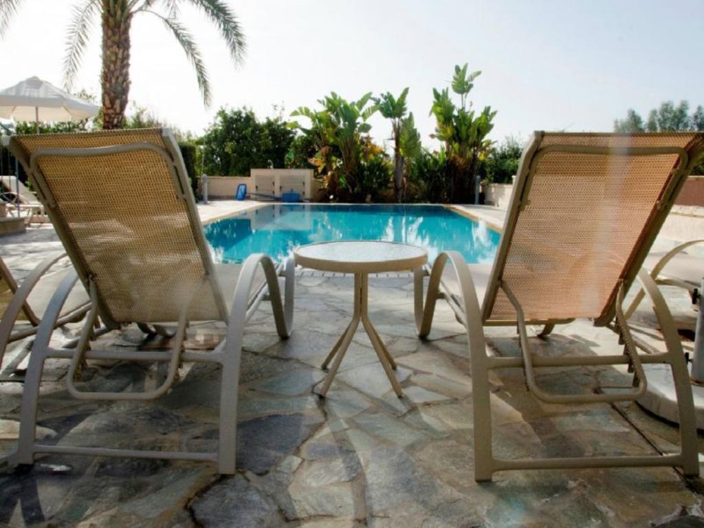 Villa Saraliana Sandy Beach Villas - Heated Pool - Jacuzzi - Private Beach Area Polis Oda fotoğraf